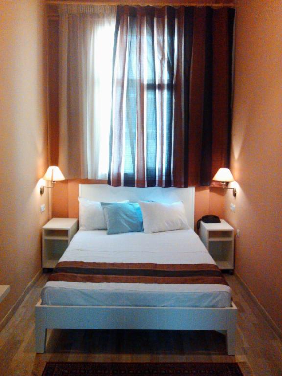 Atlantis Hotel Szaloniki Szoba fotó